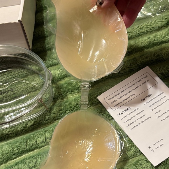 Silicone Adhesive Bra - Nude - Picture 6 of 8